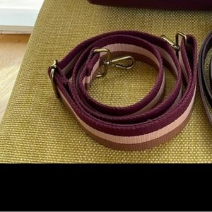 Madewell striped shoulder strap.